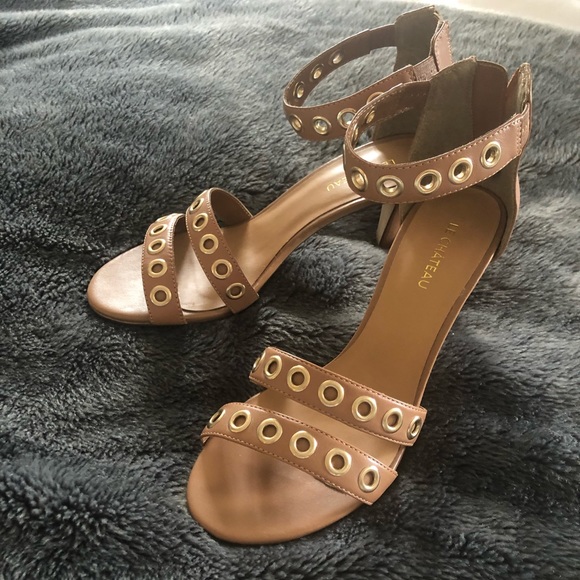 NEW Le Chateau Leather Heels size 38 - Picture 4 of 7